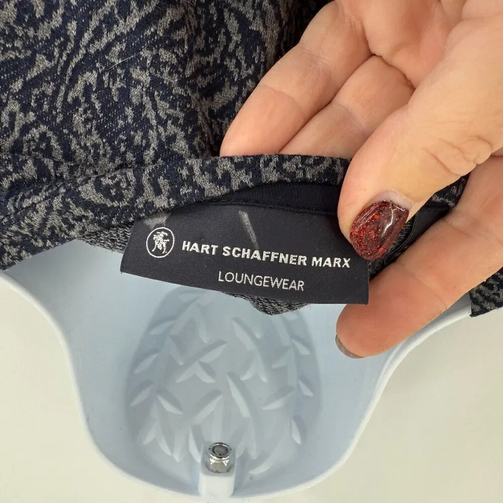 Hart Schaffner Marx please note